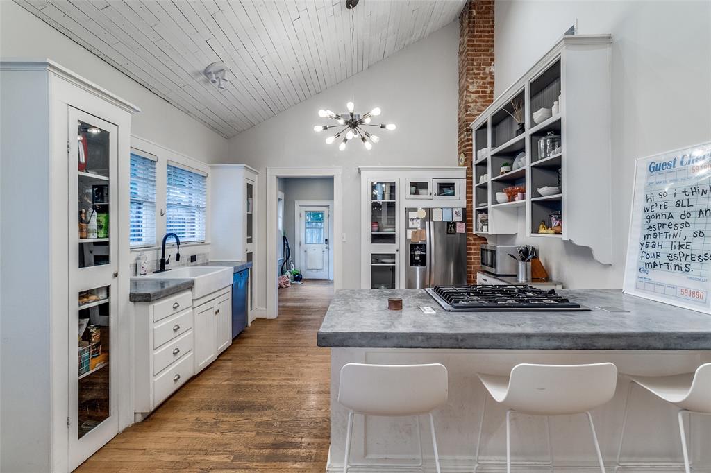 Munger Place - Residential Lease