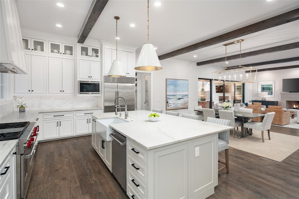 UNIVERSITY HEIGHTS - Residential