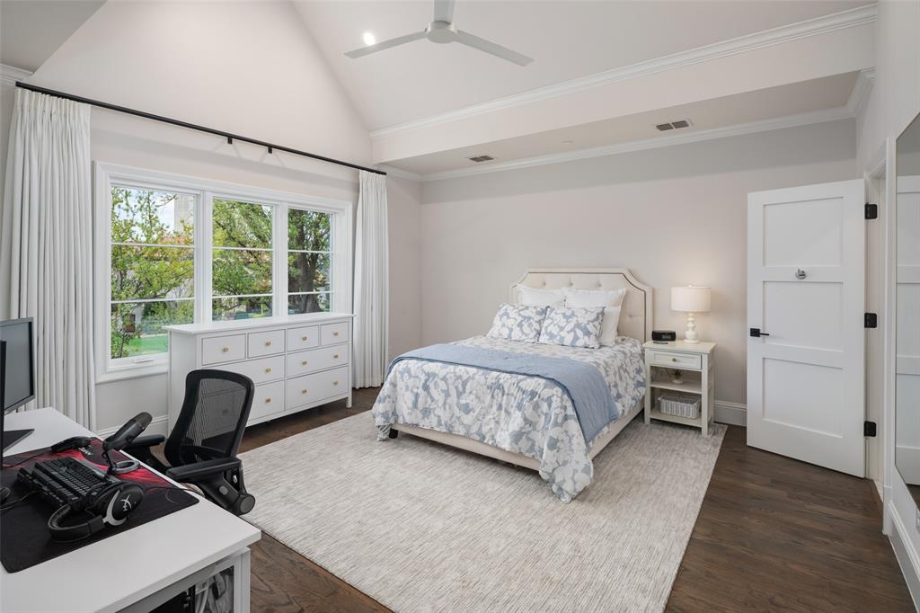 UNIVERSITY HEIGHTS - Residential