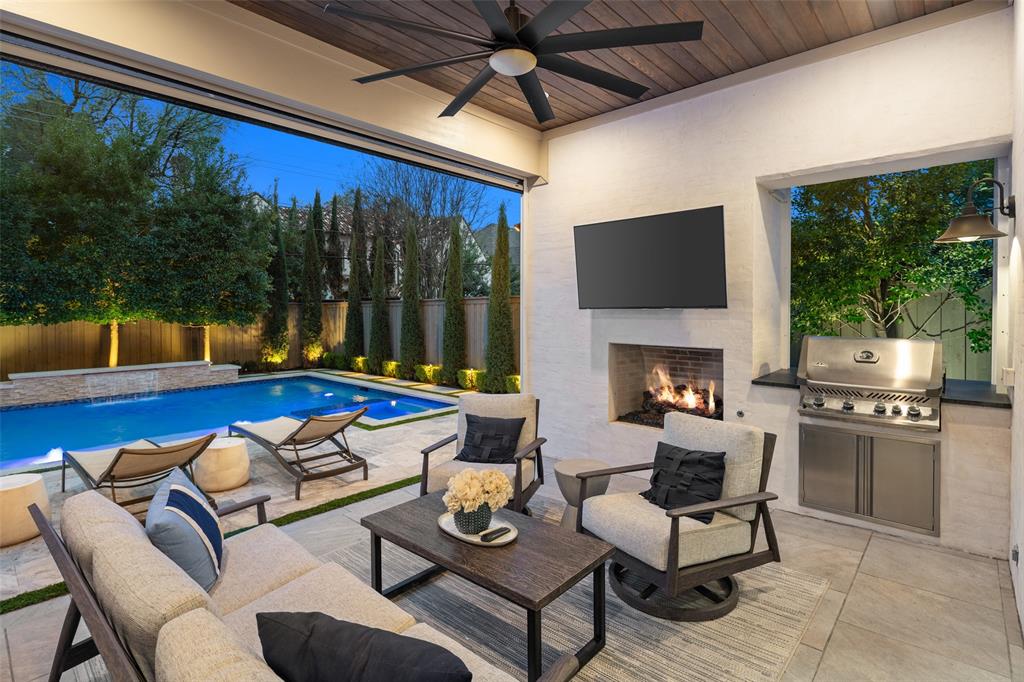 UNIVERSITY HEIGHTS - Residential