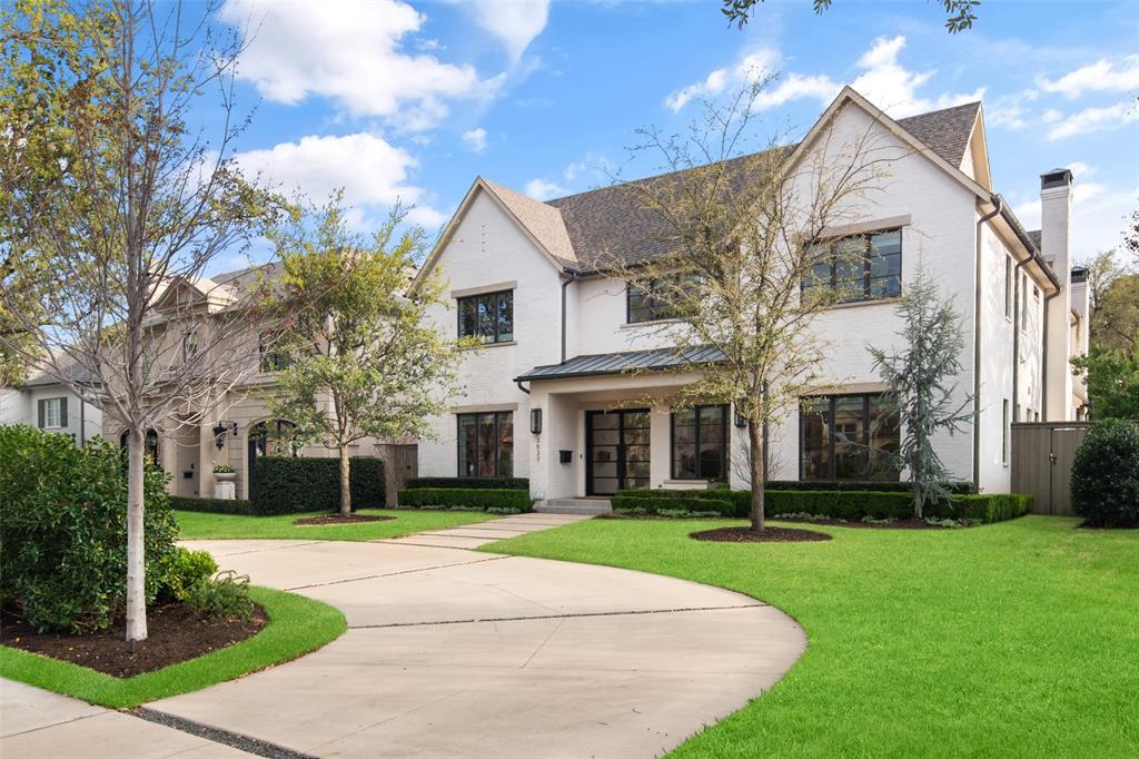 3537 Villanova Street