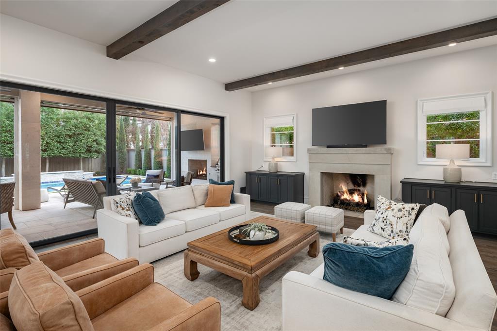 UNIVERSITY HEIGHTS - Residential