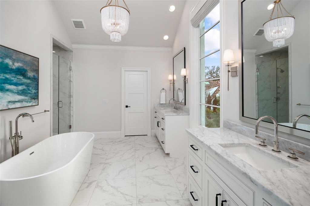 UNIVERSITY HEIGHTS - Residential