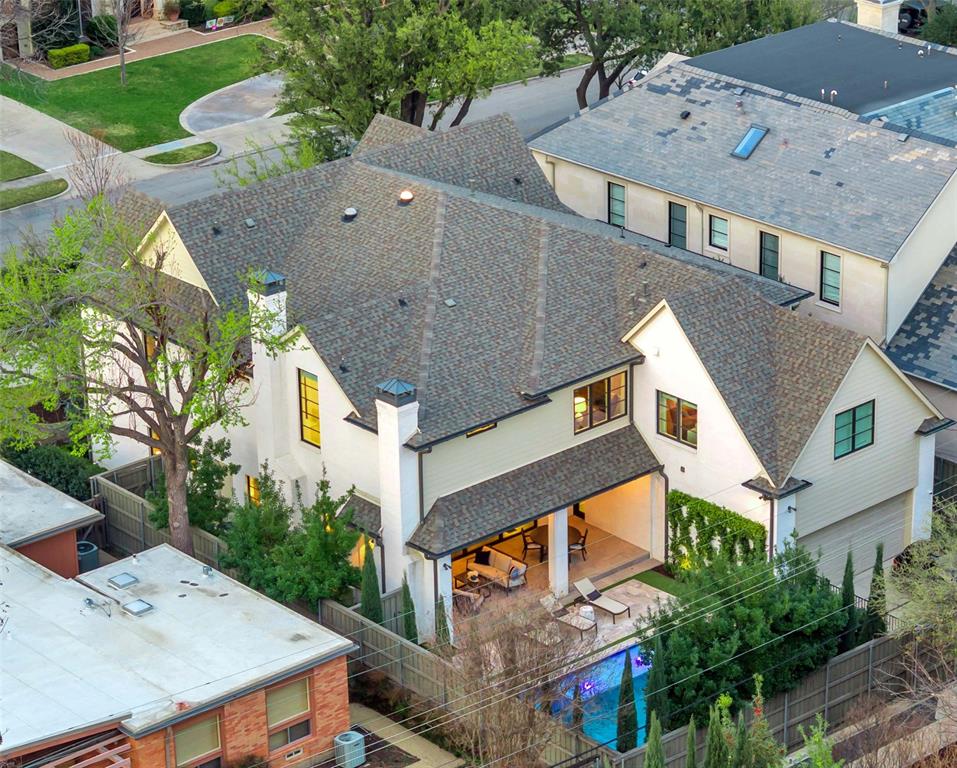 UNIVERSITY HEIGHTS - Residential