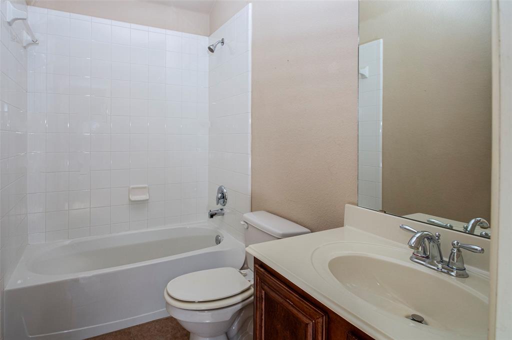 Summit View Lake Ph Two - Residential Lease