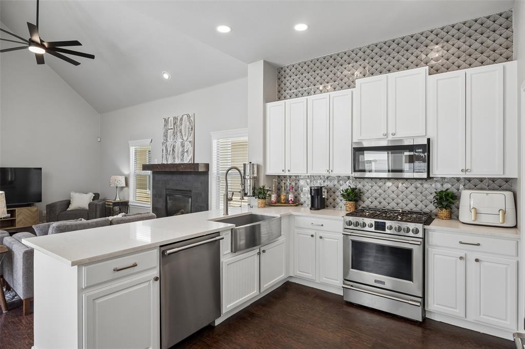 1117 King George Lane