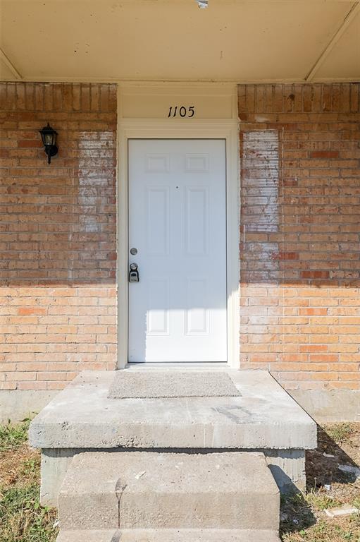 5055 Ridglea Lane 1105