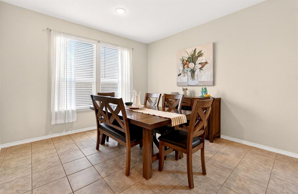 833 Lemongrass Court