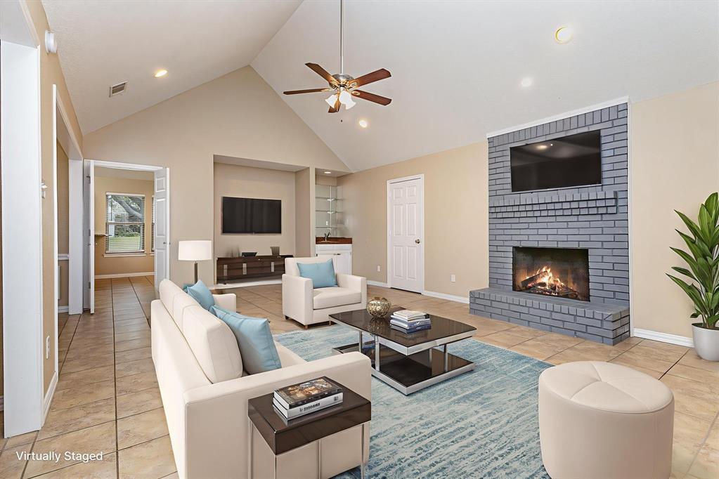 5 Silver Rock Drive