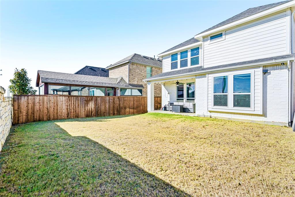 Castle Hills Ph 10 Lewisvil - Residential