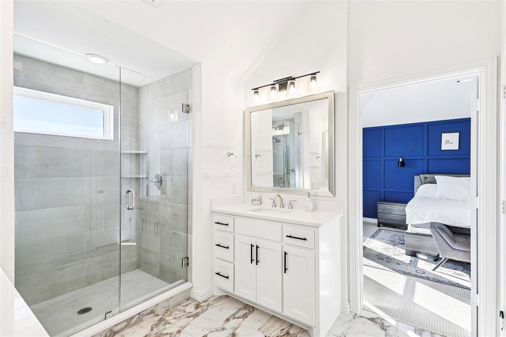 Castle Hills Ph 10 Lewisvil - Residential