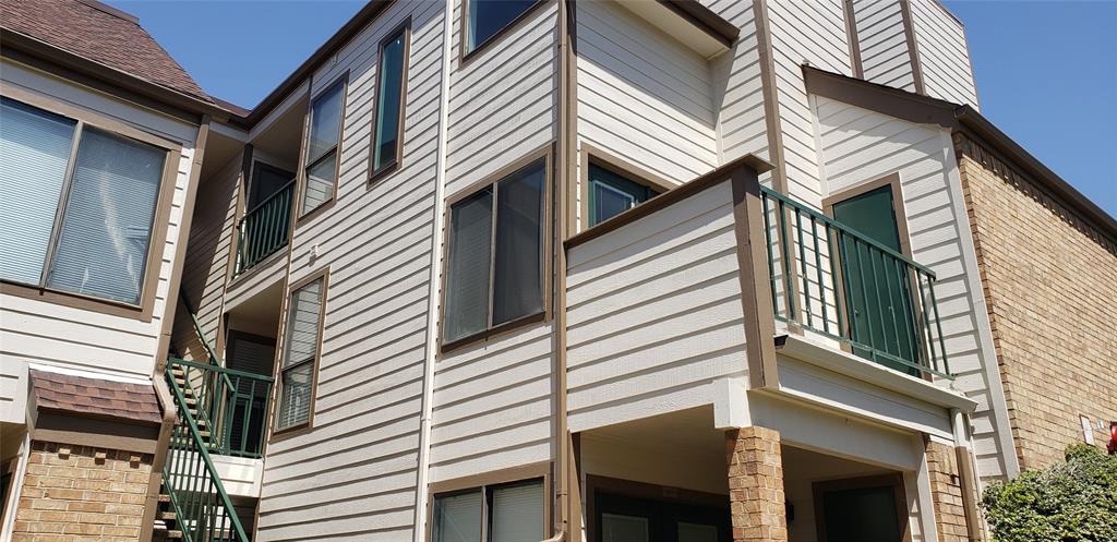 Arlington Oaks Condo - Residential Lease