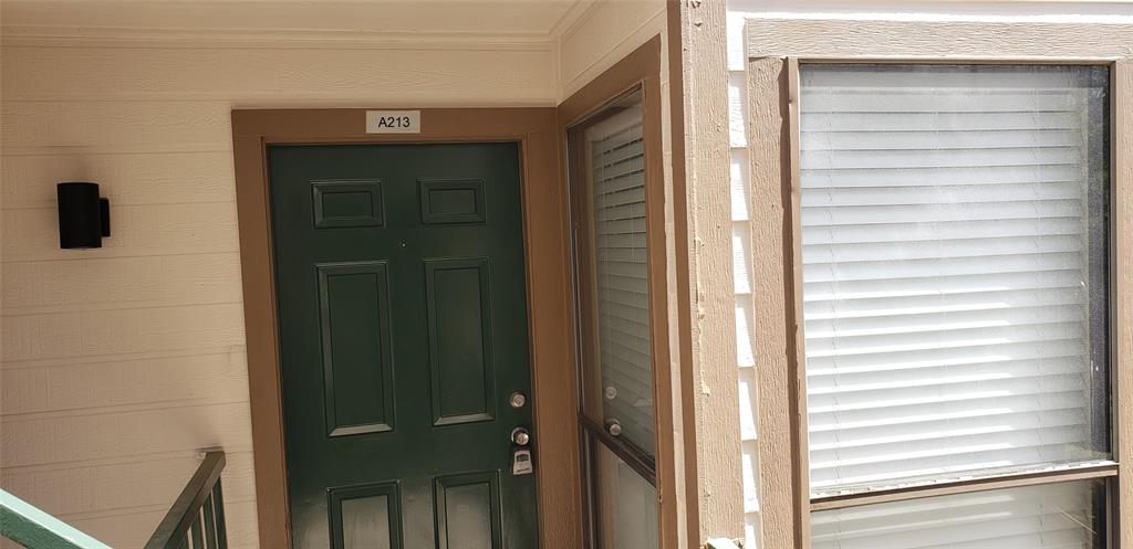 Arlington Oaks Condo - Residential Lease