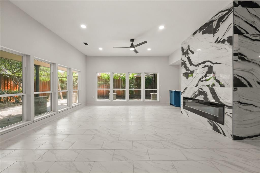 Hillcrest Manor 2nd Sec - Residential