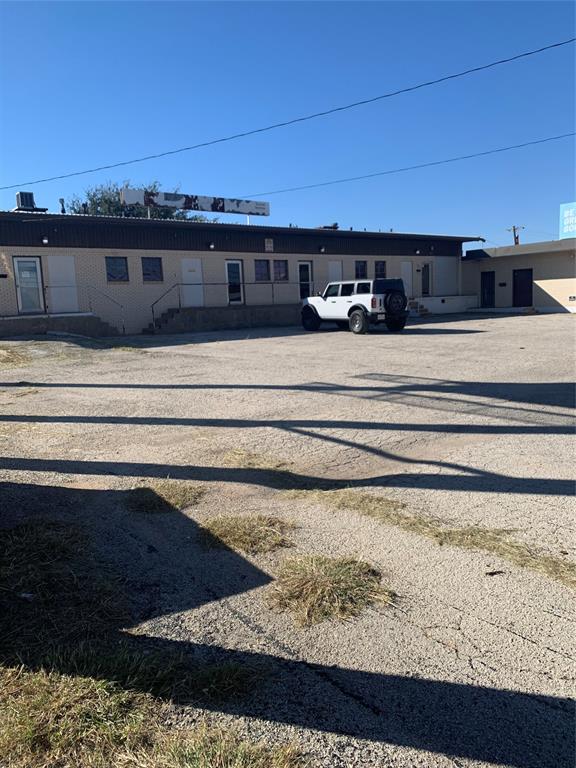 Commerce Heights - Commercial Sale