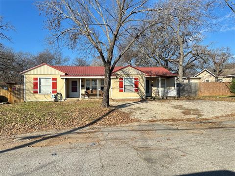 2940 Hunter Street Street Fort Worth TX 76112