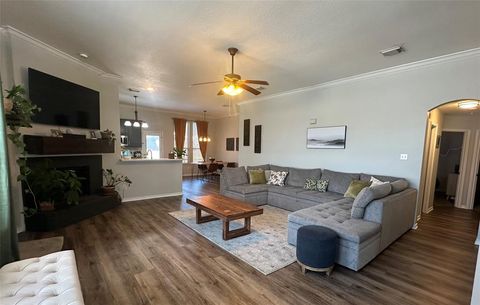 Photo of 3701 Fiscal Court, Fort Worth, TX 76244 (MLS # 21165219)