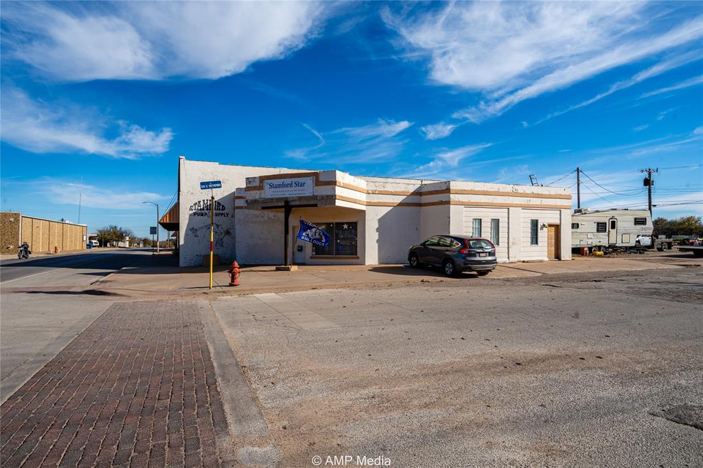 202 E Hamilton Street
