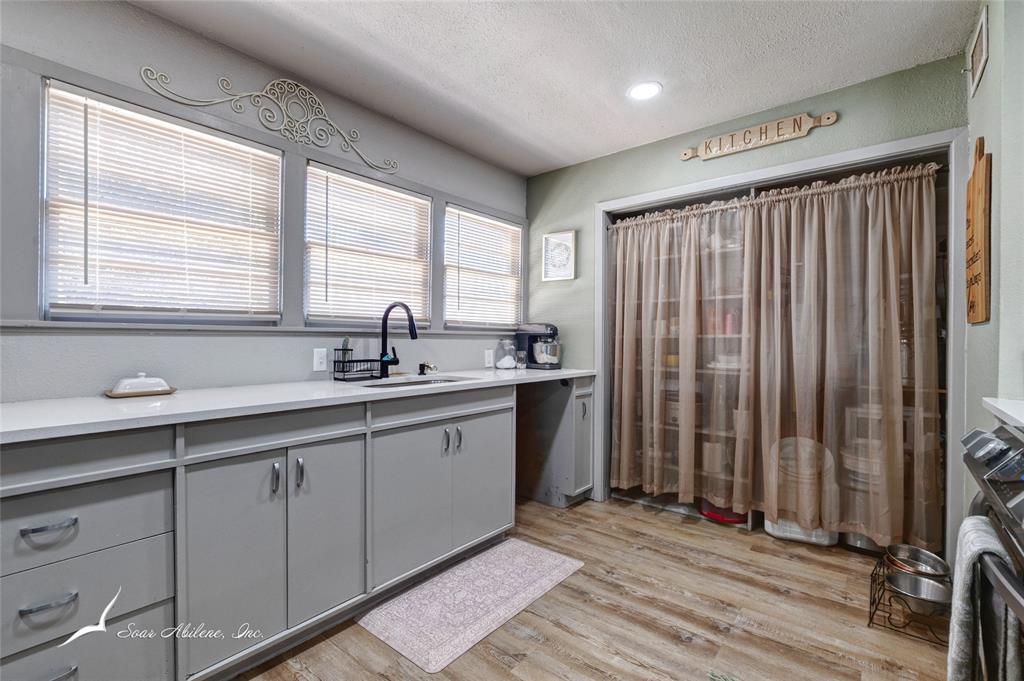 Abilene, Texas 79605, United States, 3 Bedrooms Bedrooms, ,2 BathroomsBathrooms,Residential,Active,23955