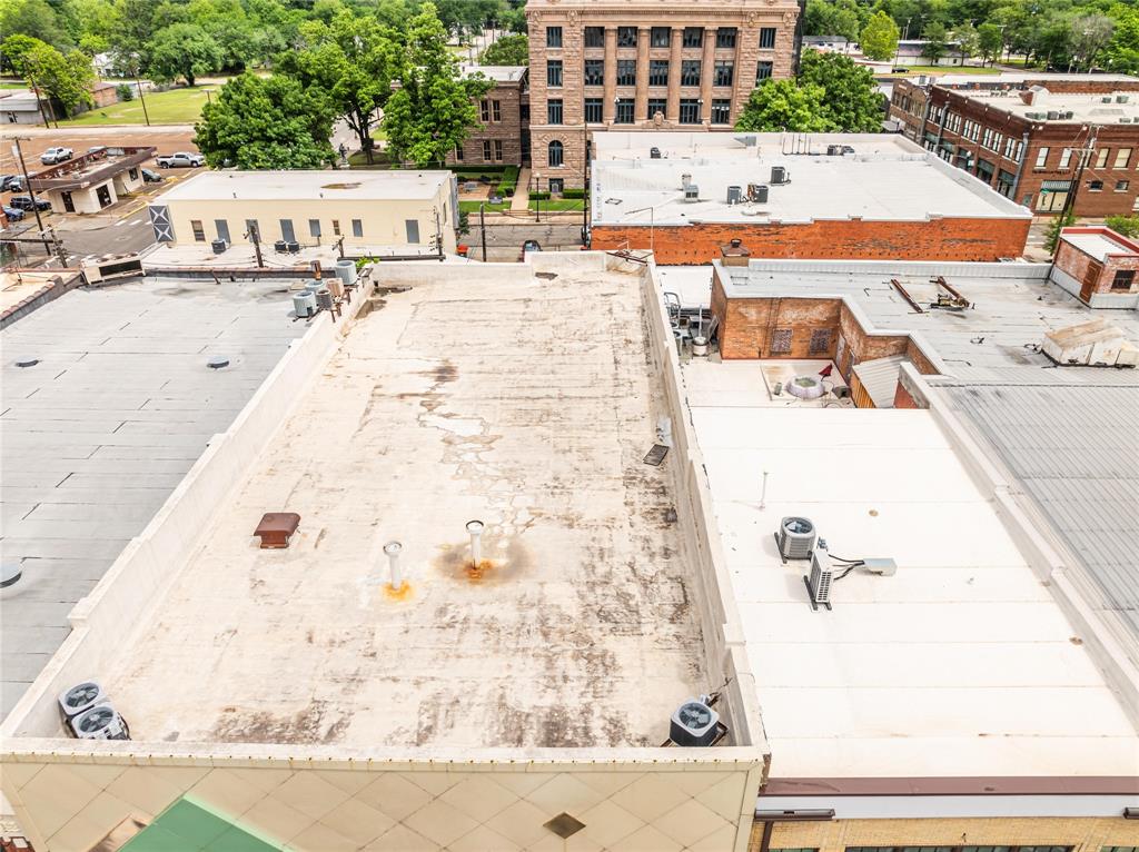 City of Paris - Commercial Sale