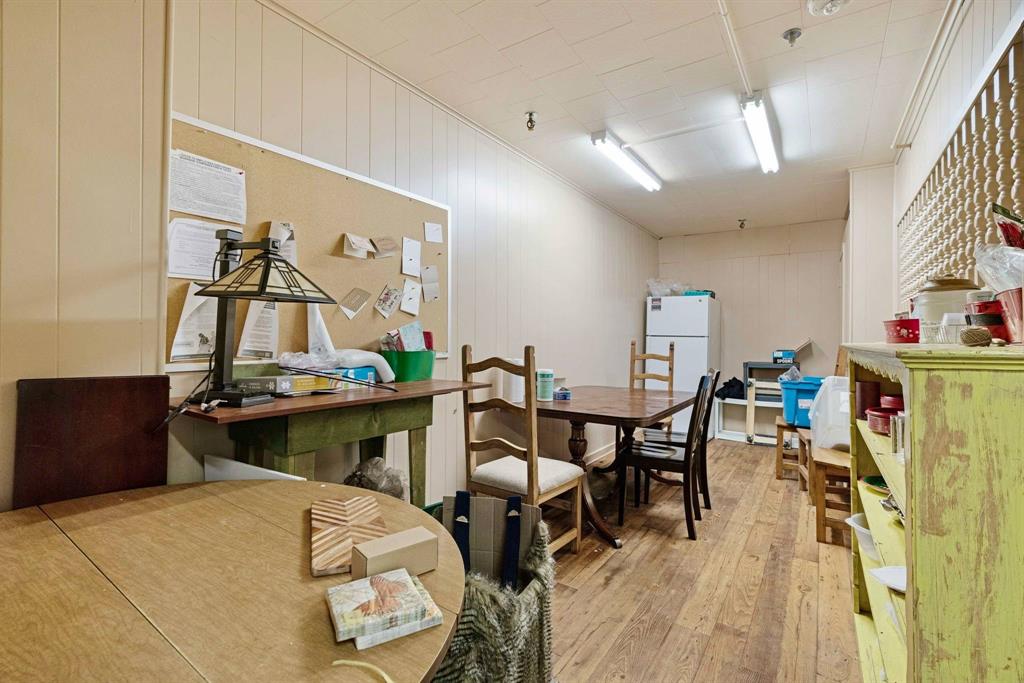 City of Paris - Commercial Sale