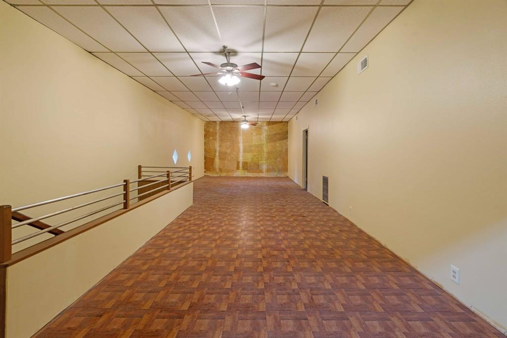 City of Paris - Commercial Sale