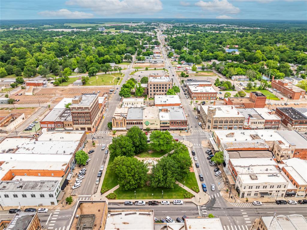 City of Paris - Commercial Sale