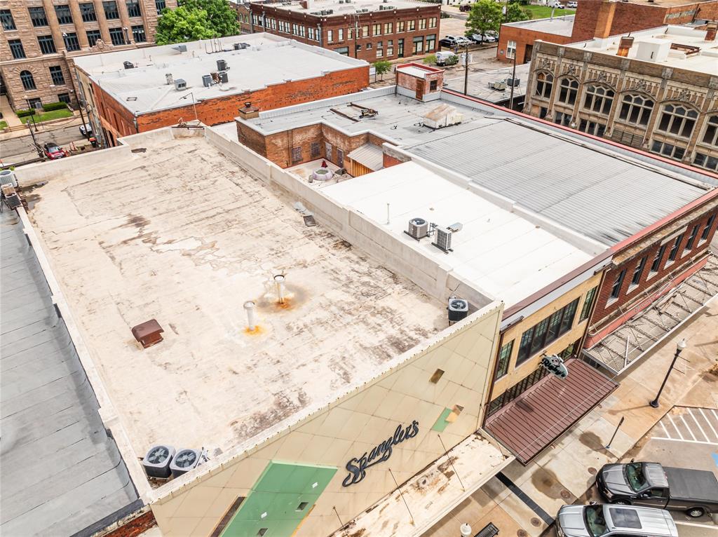 City of Paris - Commercial Sale