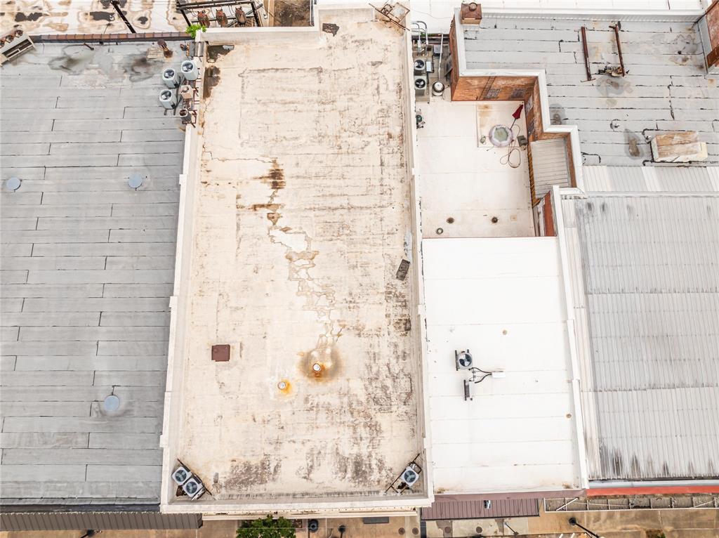 City of Paris - Commercial Sale