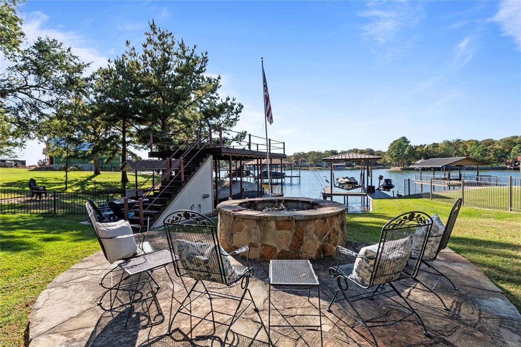 Bushwhacker Peninsula Sub - Residential