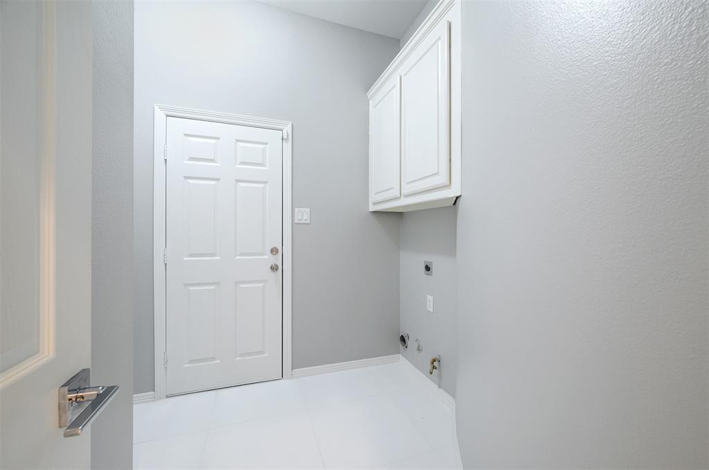 Frankford Lake - Residential Lease