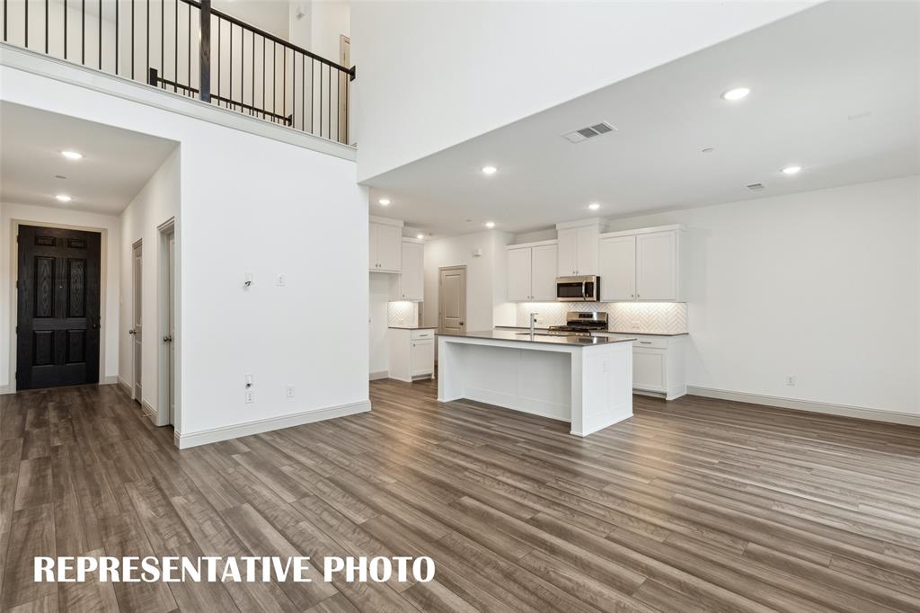 3723 Pierce Lane
