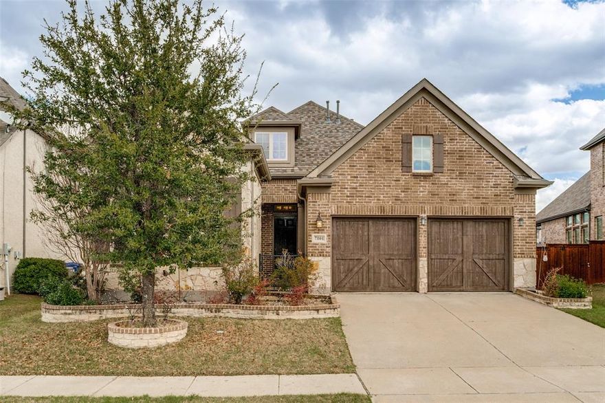 Location!! Location!! Location!! Rare opportunity to own an elegant single-story home in the highly desirable, master planned community Southern hills enclave of Craig Ranch. Zoned to top rated FRISCO ISD. This well-maintained home faces a beautiful community park and greenbelt which is offering peaceful views and a welcoming atmosphere. Step inside to the house you will find open concept layout featuring a luxurious entry, Soaring ceilings, wood flooring and contemporary tile accents. The kitchen showcases meticulous attention to detail with modern gray cabinetry, a customized backsplash, granite countertops, stainless steel appliances, stylish black light fixtures and an oversized kitchen island-perfect for cooking and entertaining. Oversized primary suite provides a relaxing retreat with a freestanding soaking tub, an additional sitting area, a large walk-in closet, and upgraded shower fixtures. Each bedroom is privately situated with convenient access to bathrooms. Especially, fourth bedroom can also be used as an office and features built-in bookshelves. A bright sunroom, with wall mounted air conditioning and a sliding door that opens completely all the way, offers additional space for family entertaining and extending the living area while the spacious backyard provides plenty of room for play and gardening. Conveniently located just minutes from TPC craig ranch golf club, Highway 121, shopping, dining, parks and greenbelts. This home truly has everything you are looking for.