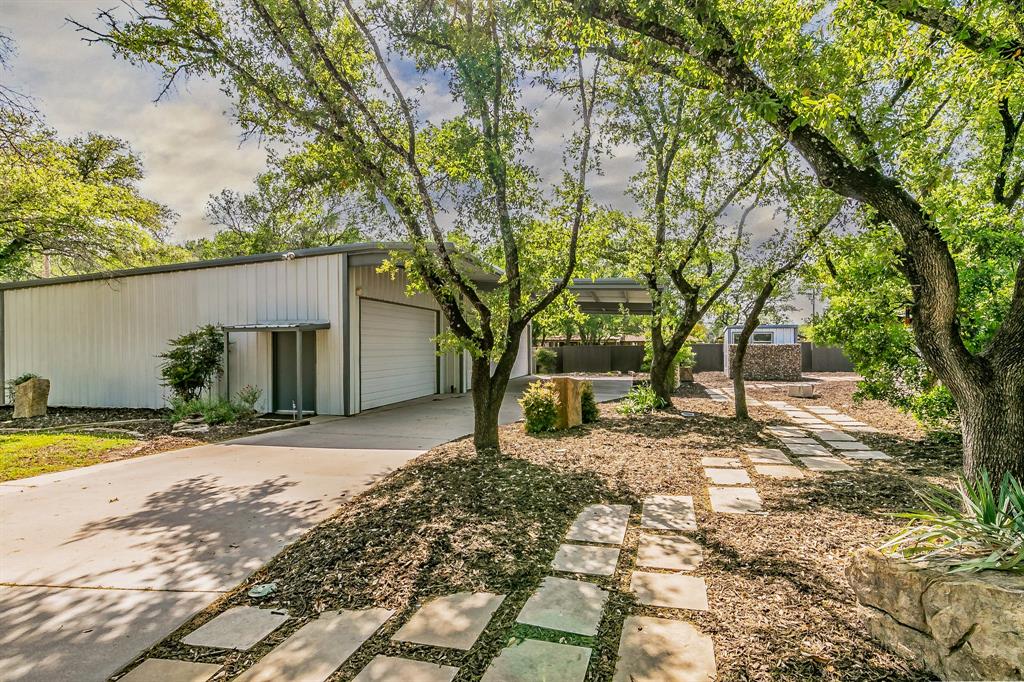 712 Squaw Creek Road