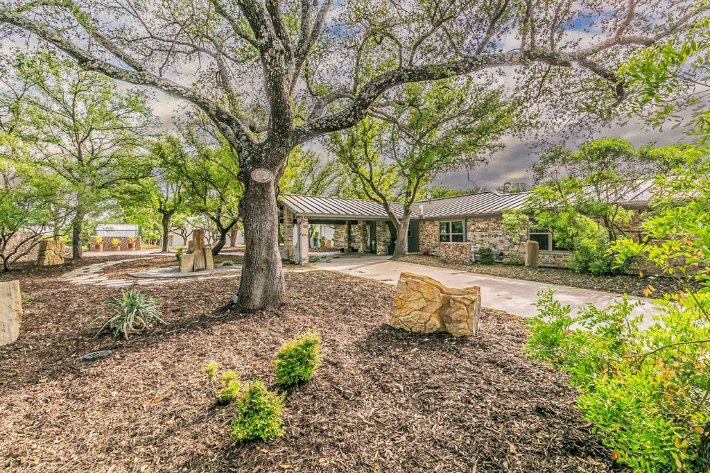 712 Squaw Creek Road