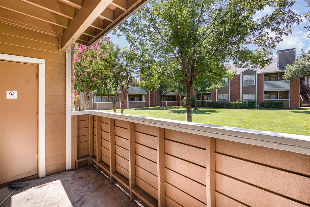 Meadows Condo - Residential