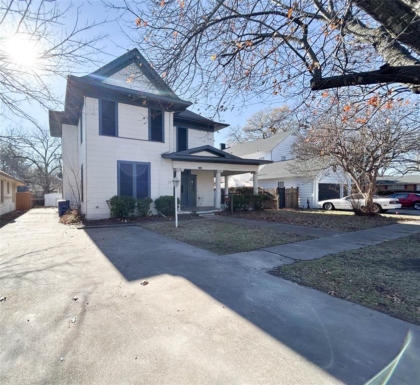 405 E Denton Street