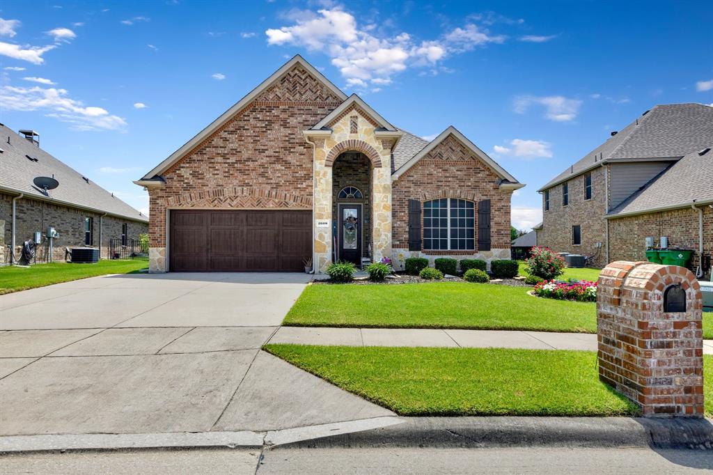 2608 Sabine Circle