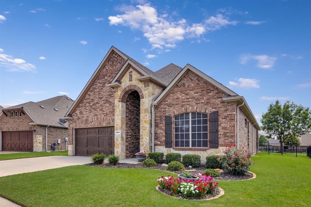 2608 Sabine Circle