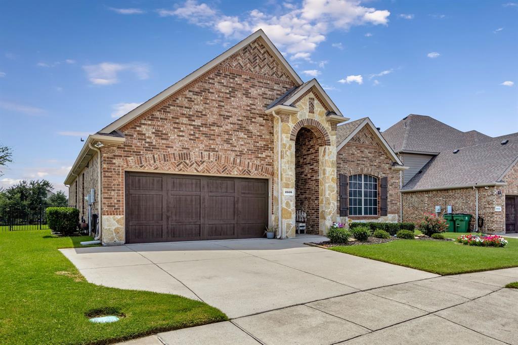 2608 Sabine Circle