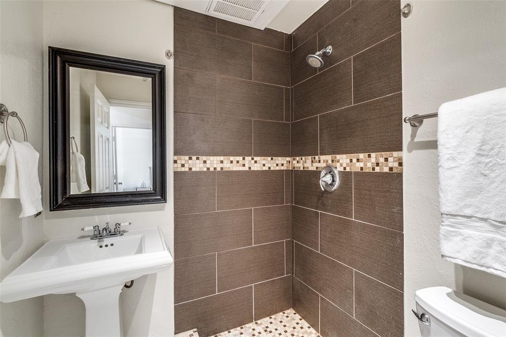 Beacon Street Living Condo - Residential