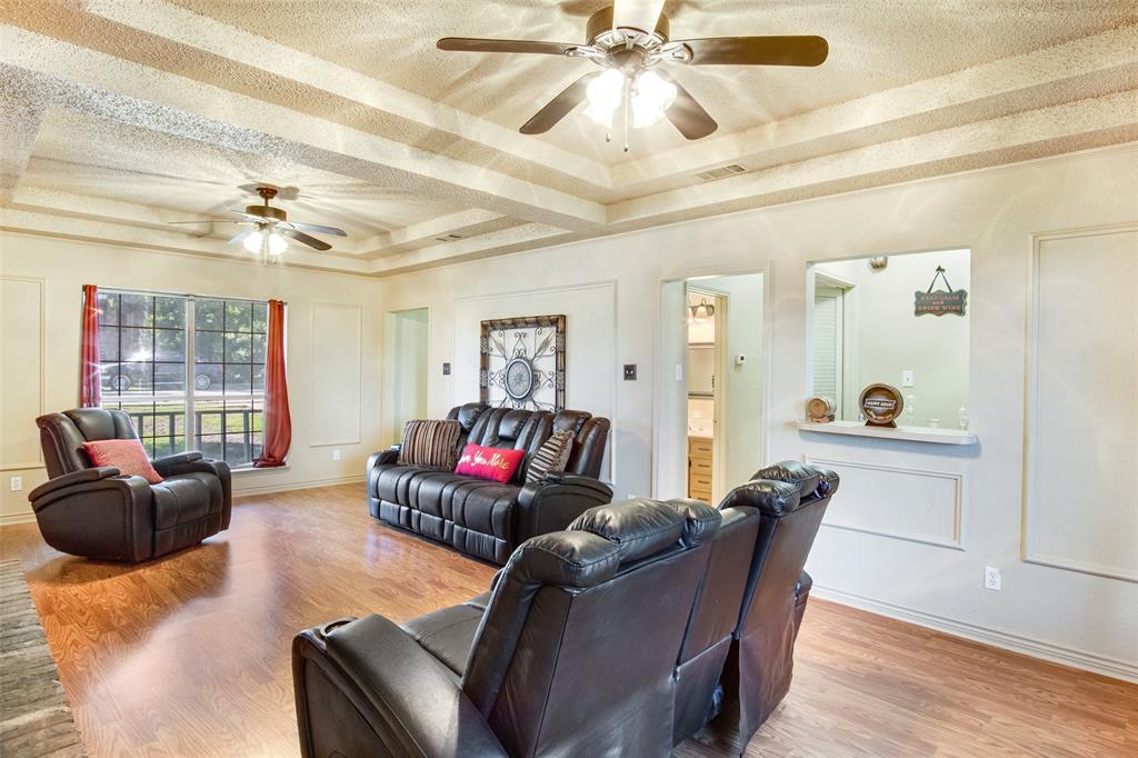 104 Pecan Grove