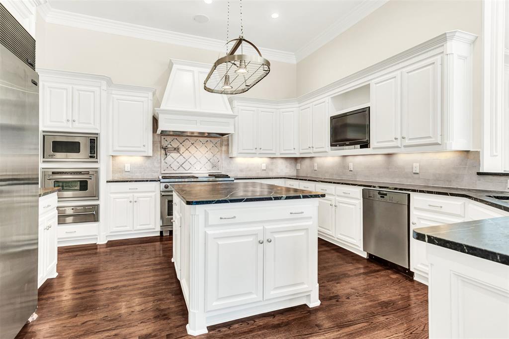 Willow Bend Place - Residential