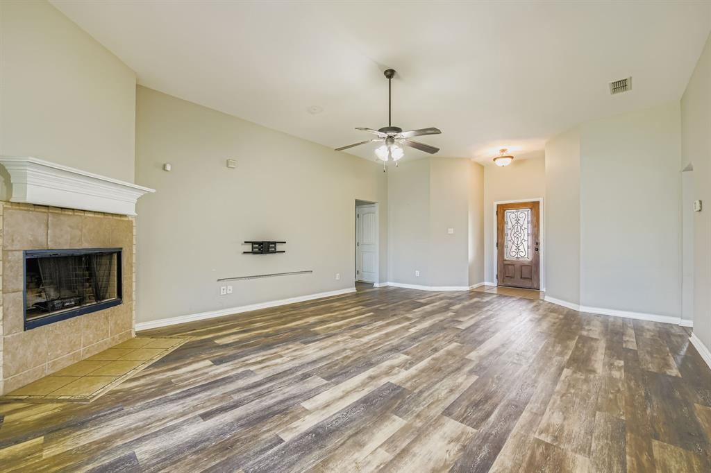 7330 Mistletoe Trail