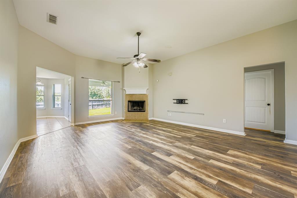 7330 Mistletoe Trail