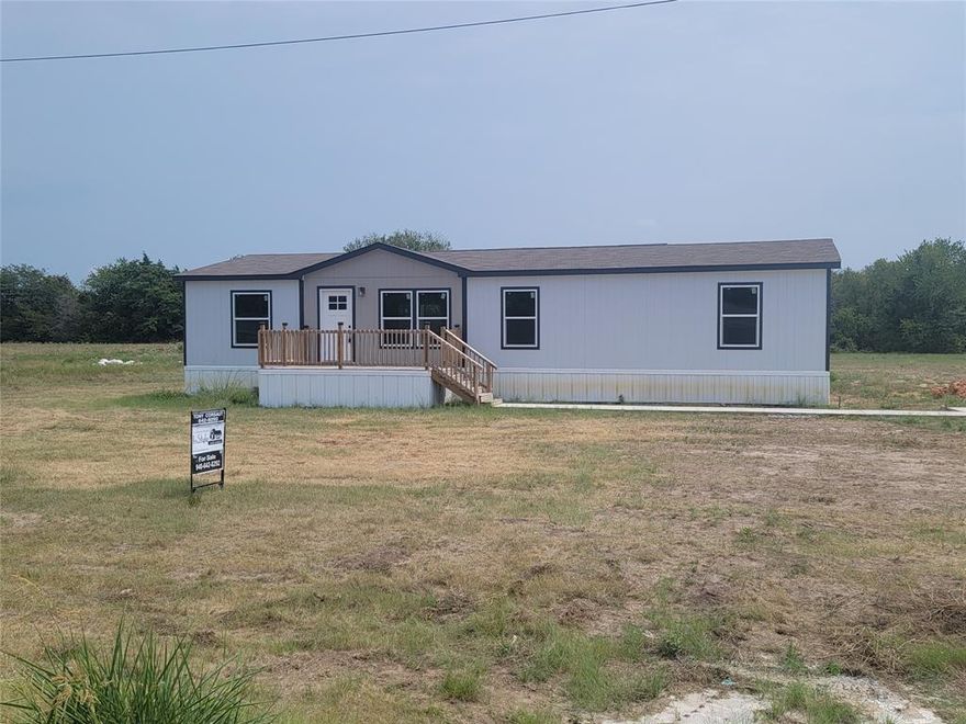 Brand New affordable 4 Bed, 2 Bath home, perfect for kids playing, BBQs, and large gatherings. Start fresh and picture your family in this country-like and affordable setting. Must see!