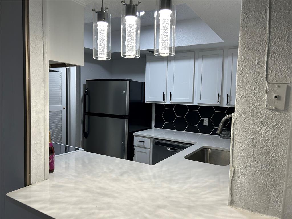 Two Worlds Apollo 01 - Residential