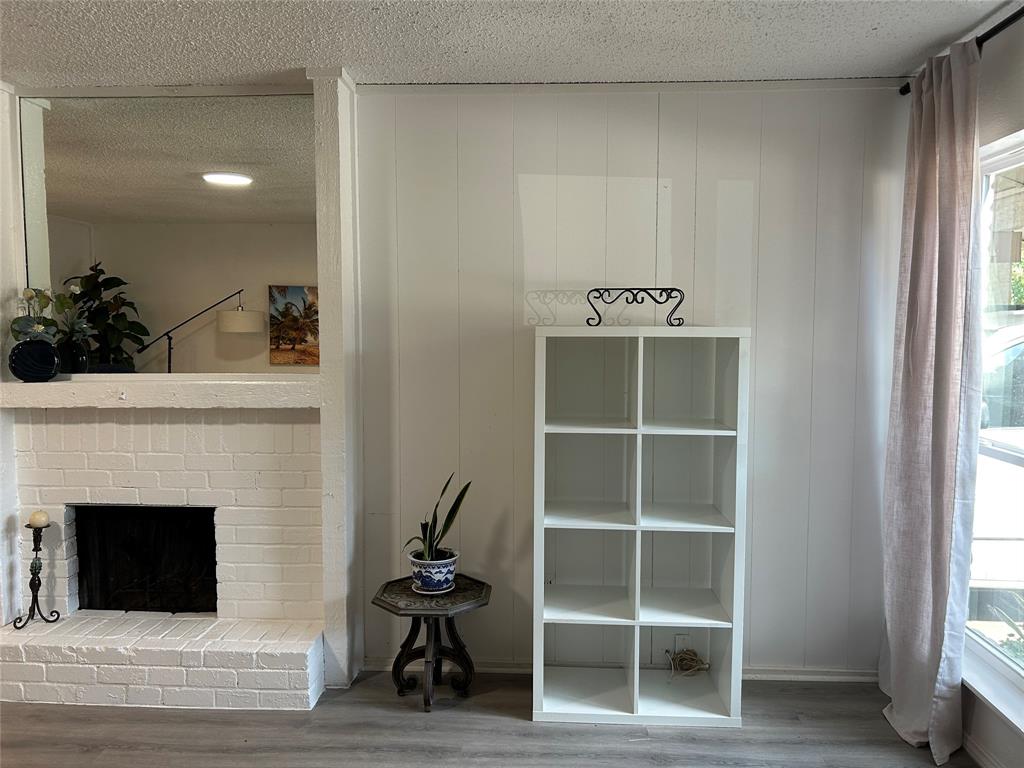 Two Worlds Apollo 01 - Residential