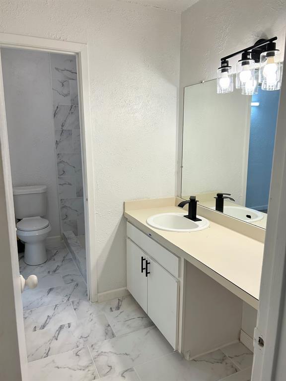 Two Worlds Apollo 01 - Residential