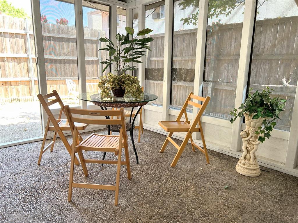 Two Worlds Apollo 01 - Residential